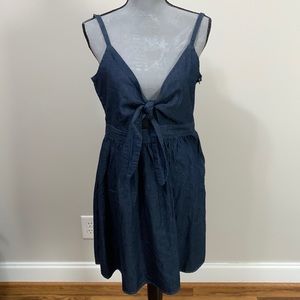 💕5/$15 Ms Maggie Jean dress with tie in front, NEW